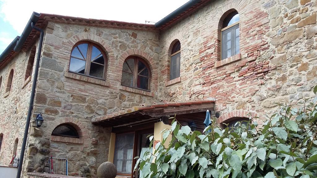 Agriturismo Alle Rose Volterra Exterior foto