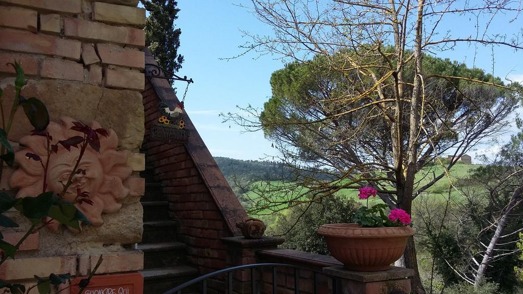 Agriturismo Alle Rose Volterra Exterior foto